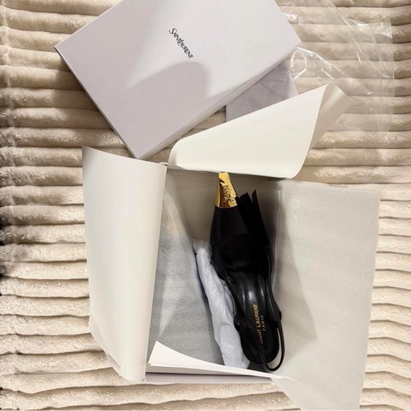 Saint Laurent Jeanne pumps - Picture 5 of 5